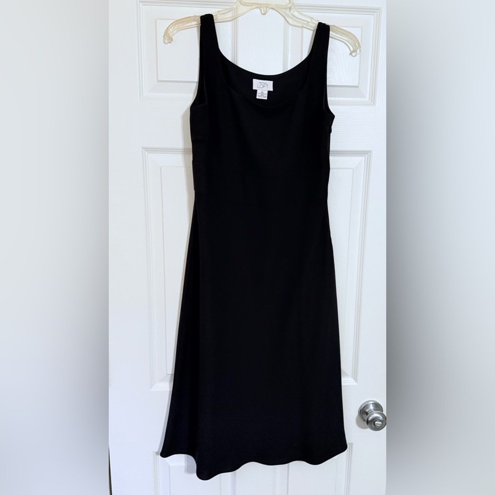 LOFT Black Sheath Midi Dress Sleeveless Scoop Neck